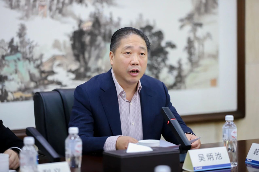 正泰集团送温暖.png